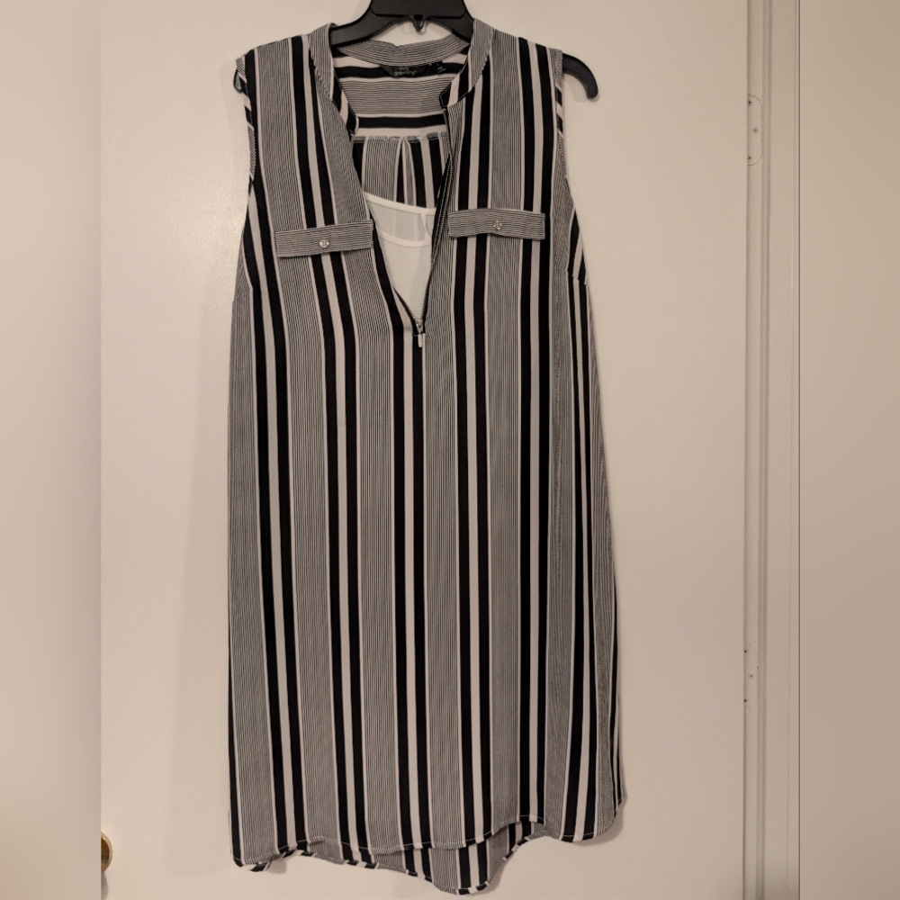 Mlle Gabrielle Striped Sleeveless Zip Front Dress Size L Black White Casual Midi
